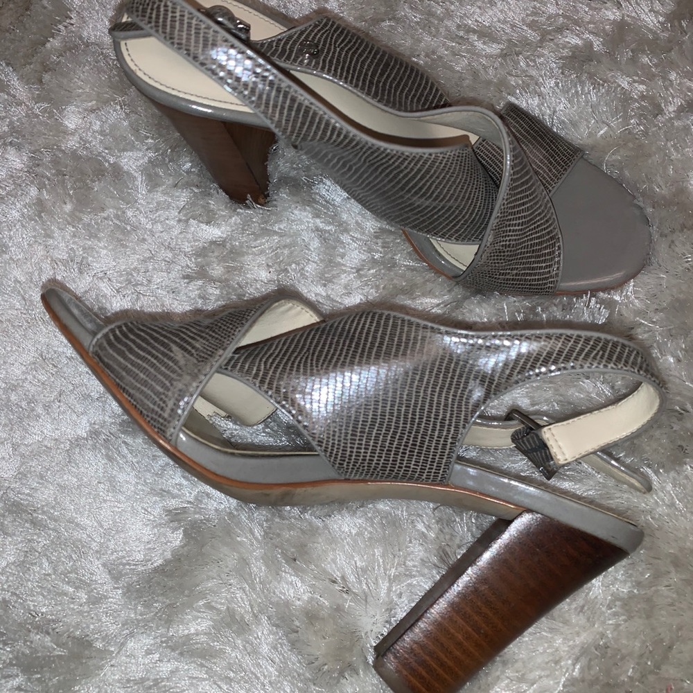Heels - Picture 2 of 4